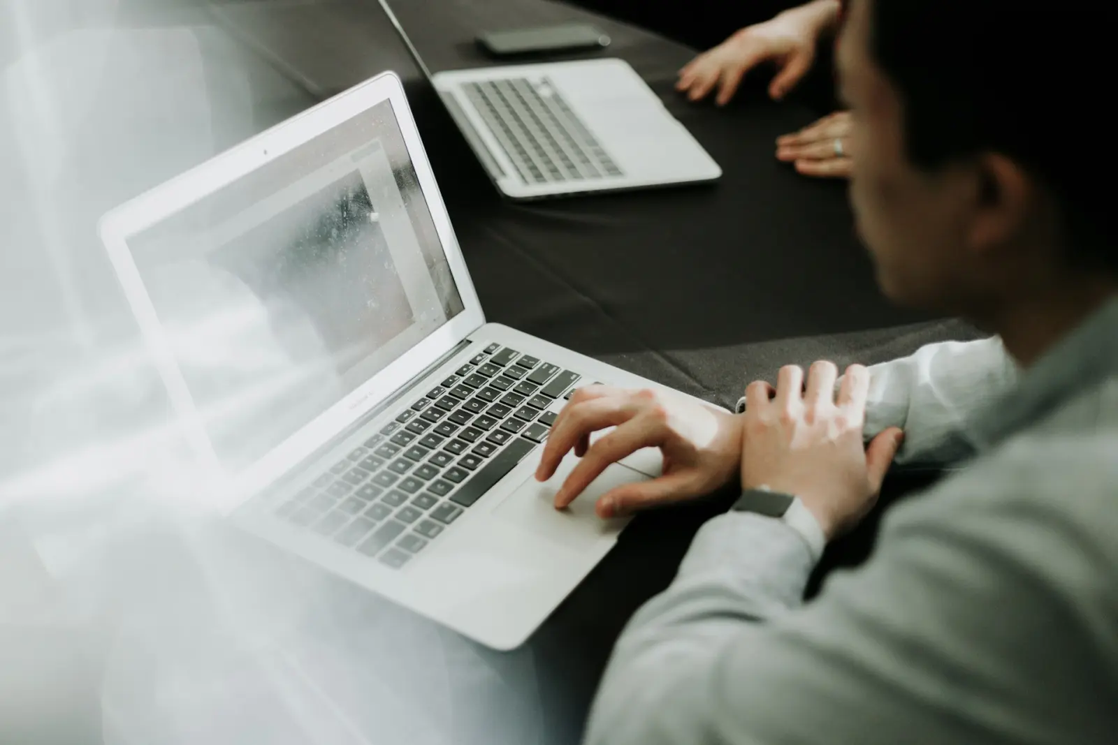Rahasia Website UMKM Tumbuh Pesat: Jangan Lupakan 2 Platform Penting Ini!